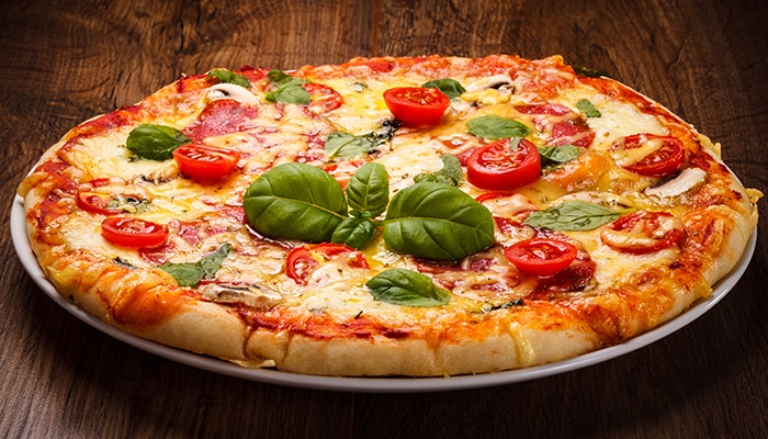 deliciosa pizza italiana