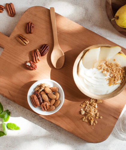 Nueces y frutas para bajar el colesterol